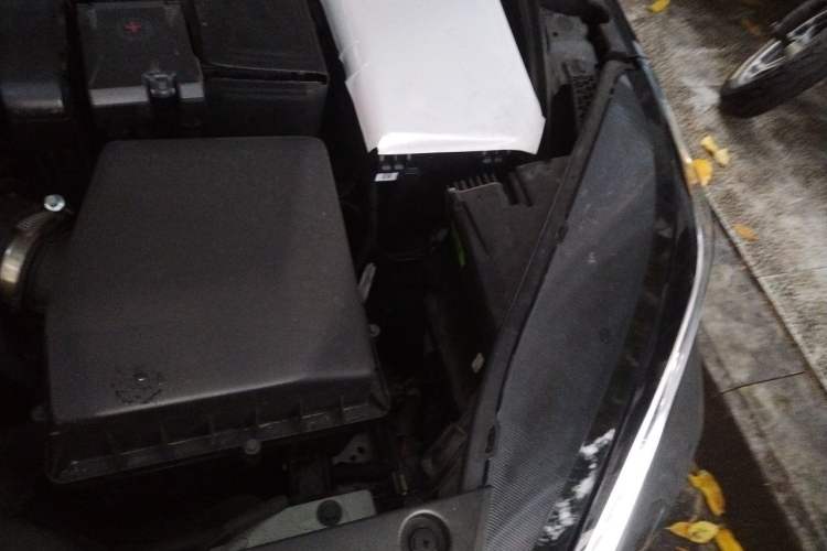 Used CHANGAN Eado DD 2023 Blue Whale NE 1.5T GDI DCT Navigation Model Engine Bay Left