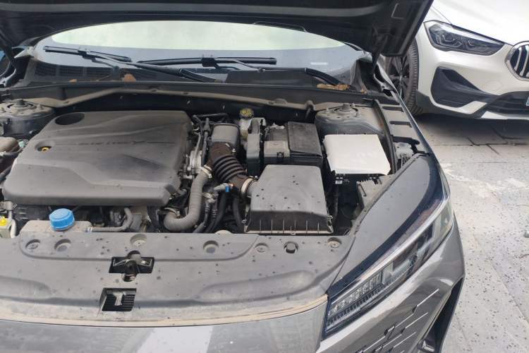 Used CHANGAN Eado DD 2023 Blue Whale NE 1.5T GDI DCT Navigation Model Engine Bay Left