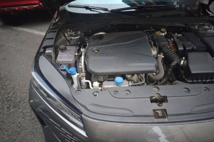 Used CHANGAN Eado DD 2023 Blue Whale NE 1.5T GDI DCT Luxury Edition Engine Bay Right