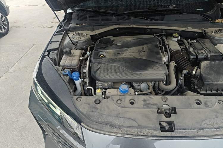 Used CHANGAN Eado DD 2023 Blue Whale NE 1.5T GDI DCT Luxury Edition Engine Bay Right