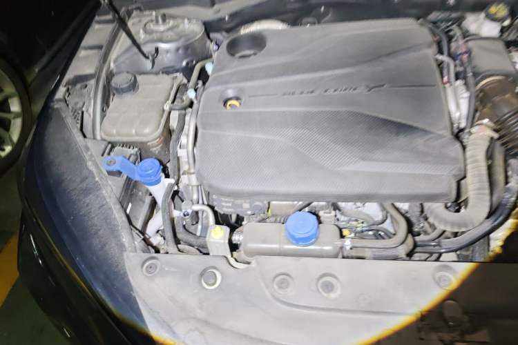 Used CHANGAN Eado DD 2023 Blue Whale NE 1.5T GDI DCT Navigation Model Engine Bay Right