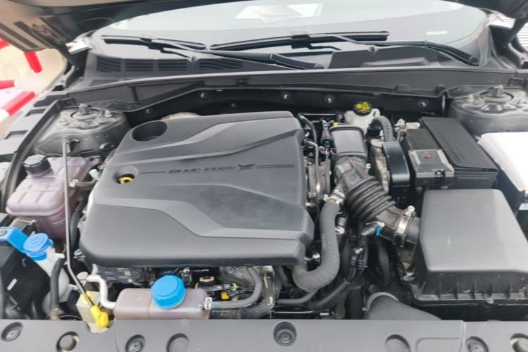 Used CHANGAN Eado DD 2023 Blue Whale NE 1.5T GDI DCT Prestige Model Engine Bay