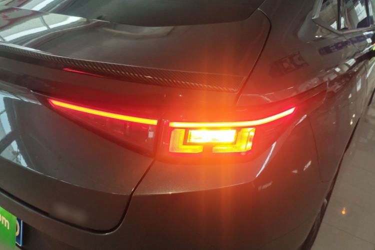 Used CHANGAN Eado DD 2023 Blue Whale NE 1.5T GDI DCT Navigation Model Exterior 3