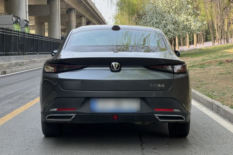 Used CHANGAN Eado DD 2023 Blue Whale NE 1.5T GDI DCT Navigation Model Exterior 4