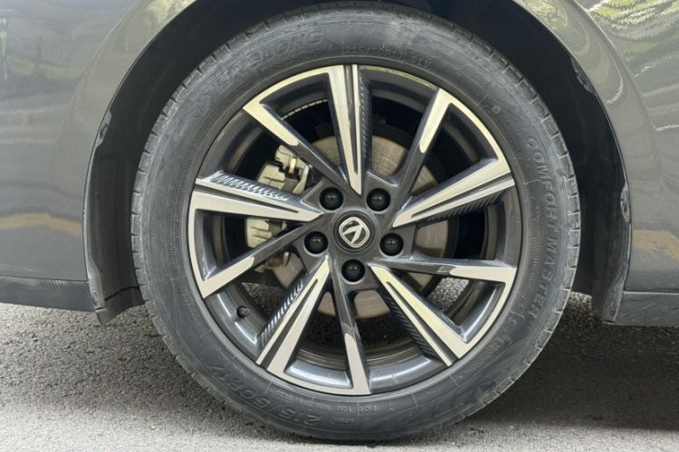 Used CHANGAN Eado DD 2023 Blue Whale NE 1.5T GDI DCT Navigation Model Exterior 6