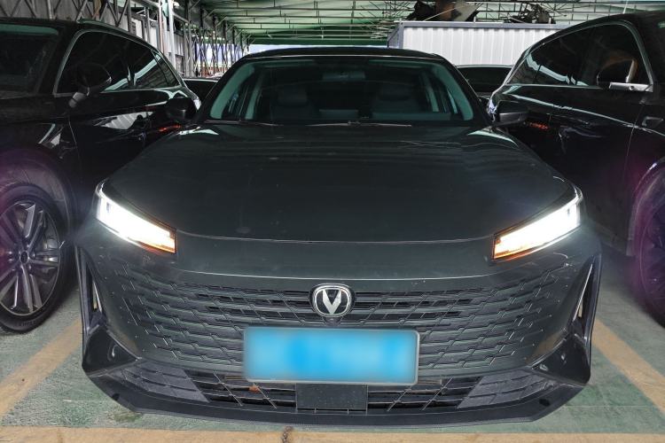 Used CHANGAN Eado DD 2023 Blue Whale NE 1.5T GDI DCT Navigation Model Front