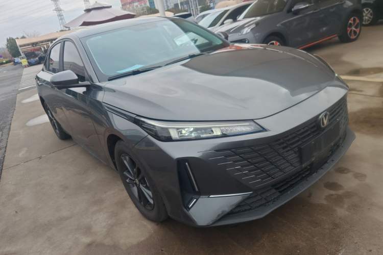 Used CHANGAN Eado DD 2023 Blue Whale NE 1.5T GDI DCT Luxury Edition Front Right 45 Deg