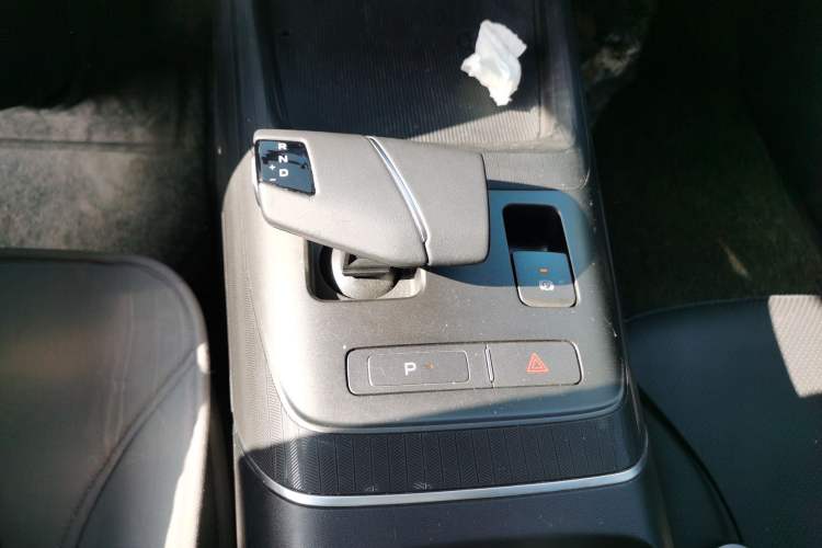 Used CHANGAN Eado DD 2023 Blue Whale NE 1.5T GDI DCT Enjoy Edition Gear Lever
