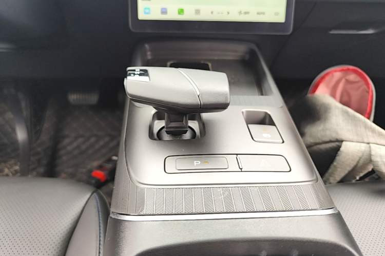 Used CHANGAN Eado DD 2023 Blue Whale NE 1.5T GDI DCT Luxury Edition Gear Lever