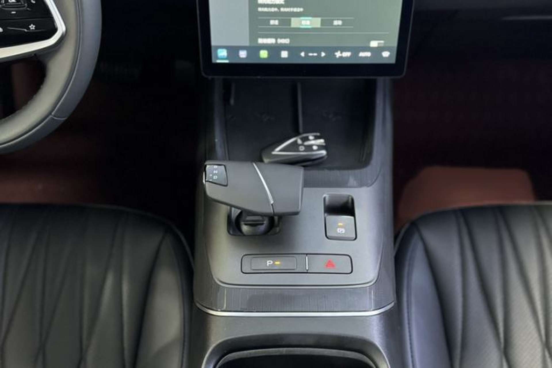 Used CHANGAN Eado DD 2023 Blue Whale NE 1.5T GDI DCT Navigation Model Gear Lever