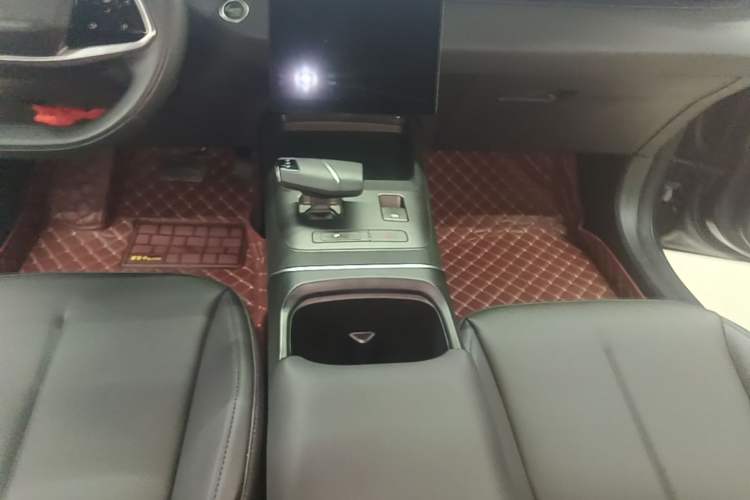 Used CHANGAN Eado DD 2023 Blue Whale NE 1.5T GDI DCT Enjoy Edition Gear Lever