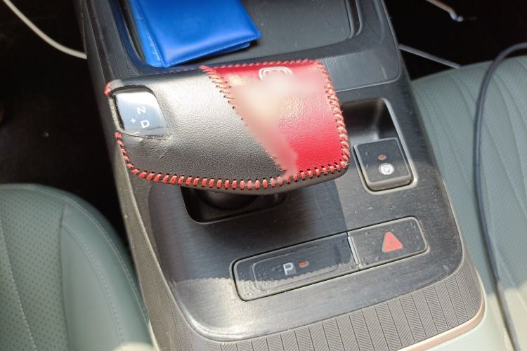 Used CHANGAN Eado DD 2023 Blue Whale NE 1.5T GDI DCT Navigation Model Gear Lever