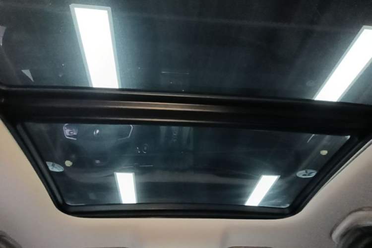 Used CHANGAN Eado DD 2023 Blue Whale NE 1.5T GDI DCT Navigation Model Headliner