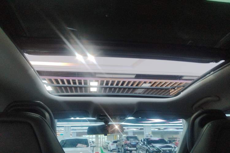 Used CHANGAN Eado DD 2023 Blue Whale NE 1.5T GDI DCT Navigation Model Headliner