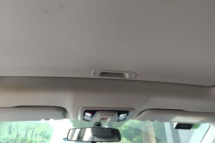 Used CHANGAN Eado DD 2023 Blue Whale NE 1.5T GDI DCT Luxury Edition Headliner