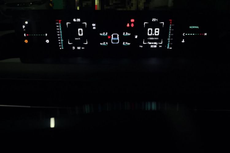 Used CHANGAN Eado DD 2023 Blue Whale NE 1.5T GDI DCT Navigation Model Instrument Cluster