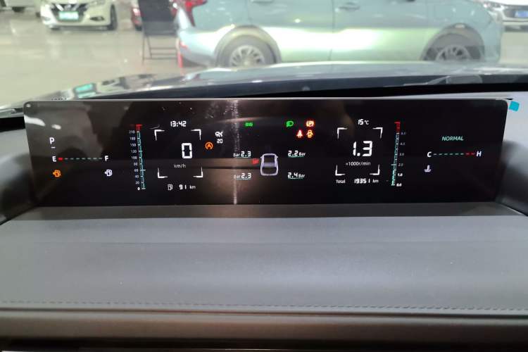 Used CHANGAN Eado DD 2023 Blue Whale NE 1.5T GDI DCT Navigation Model Instrument Cluster