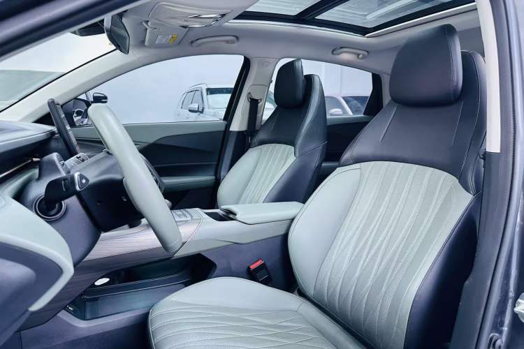 Used CHANGAN Eado DD 2023 Blue Whale NE 1.5T GDI DCT Flagship Model Interior 4