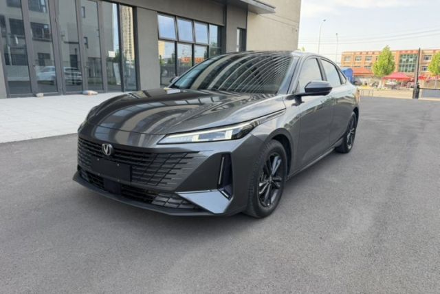 Used CHANGAN Eado DD 2023 Blue Whale NE 1.5T GDI DCT Luxury Edition