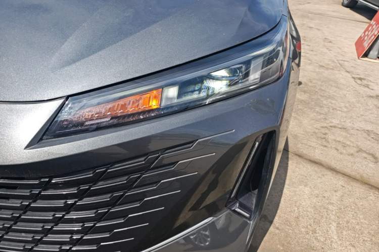 Used CHANGAN Eado DD 2023 Blue Whale NE 1.5T GDI DCT Luxury Edition Left Front Headlight