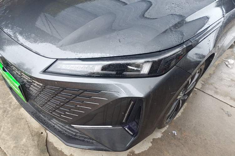 Used CHANGAN Eado DD 2023 Blue Whale NE 1.5T GDI DCT Navigation Model Left Front Headlight