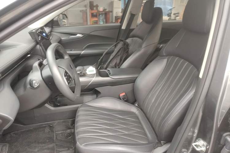 Used CHANGAN Eado DD 2023 Blue Whale NE 1.5T GDI DCT Navigation Model Left Front Seat