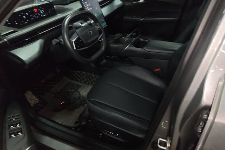 Used CHANGAN Eado DD 2023 Blue Whale NE 1.5T GDI DCT Navigation Model Left Front Seat