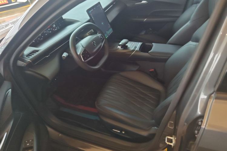 Used CHANGAN Eado DD 2023 Blue Whale NE 1.5T GDI DCT Navigation Model Left Front Seat
