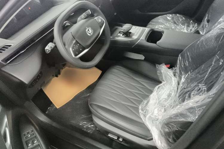Used CHANGAN Eado DD 2023 Blue Whale NE 1.5T GDI DCT Navigation Model Left Front Seat