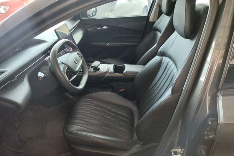 Used CHANGAN Eado DD 2023 Blue Whale NE 1.5T GDI DCT Navigation Model Left Front Seat