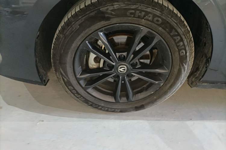 Used CHANGAN Eado DD 2023 Blue Whale NE 1.5T GDI DCT Luxury Edition Left Front Wheel Hub