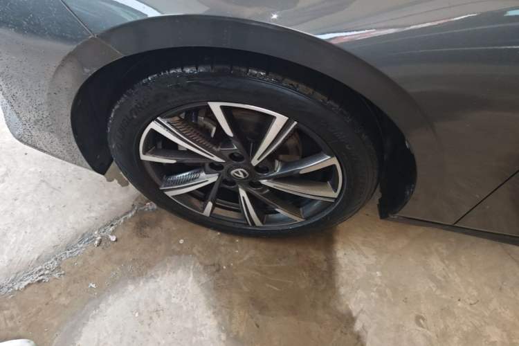 Used CHANGAN Eado DD 2023 Blue Whale NE 1.5T GDI DCT Navigation Model Left Front Wheel Hub