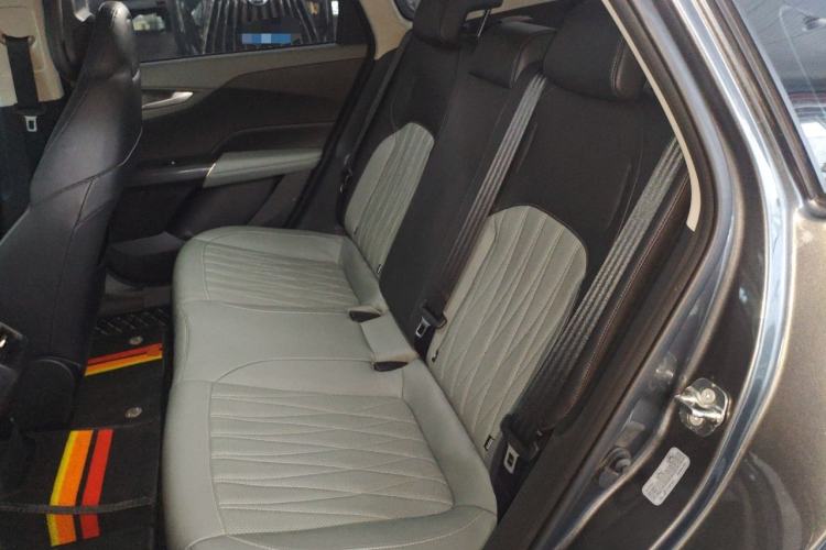 Used CHANGAN Eado DD 2023 Blue Whale NE 1.5T GDI DCT Navigation Model Left Rear Seat