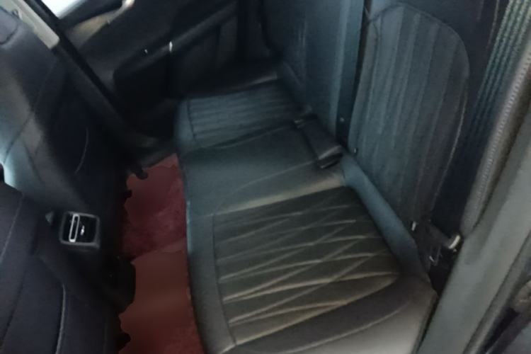 Used CHANGAN Eado DD 2023 Blue Whale NE 1.5T GDI DCT Navigation Model Left Rear Seat