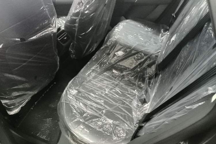 Used CHANGAN Eado DD 2023 Blue Whale NE 1.5T GDI DCT Navigation Model Left Rear Seat