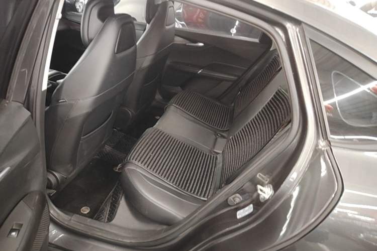 Used CHANGAN Eado DD 2023 Blue Whale NE 1.5T GDI DCT Luxury Edition Left Rear Seat