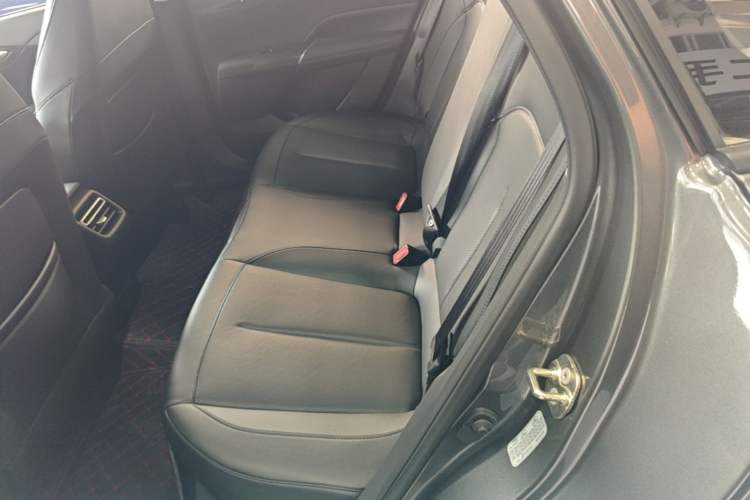 Used CHANGAN Eado DD 2023 Blue Whale NE 1.5T GDI DCT Luxury Edition Left Rear Seat