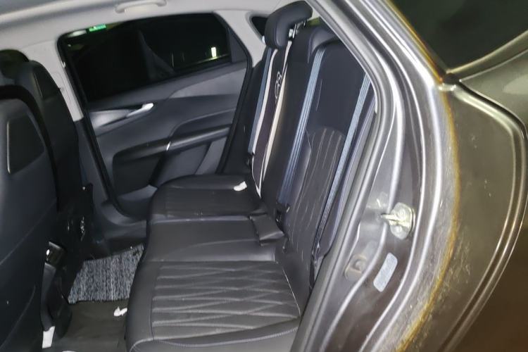 Used CHANGAN Eado DD 2023 Blue Whale NE 1.5T GDI DCT Navigation Model Left Rear Seat