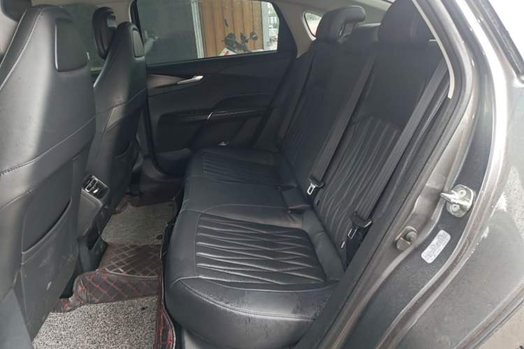 Used CHANGAN Eado DD 2023 Blue Whale NE 1.5T GDI DCT Navigation Model Left Rear Seat
