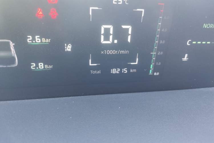 Used CHANGAN Eado DD 2023 Blue Whale NE 1.5T GDI DCT Navigation Model Odometer Close Up