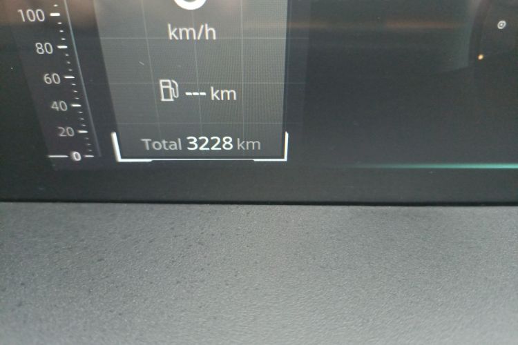 Used CHANGAN Eado DD 2023 Blue Whale NE 1.5T GDI DCT Flagship Model Odometer Close Up
