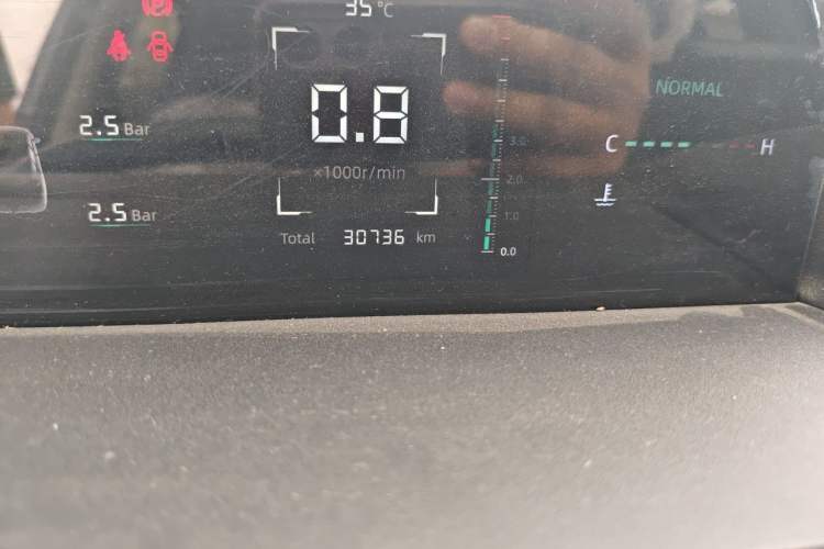 Used CHANGAN Eado DD 2023 Blue Whale NE 1.5T GDI DCT Luxury Edition Odometer Close Up