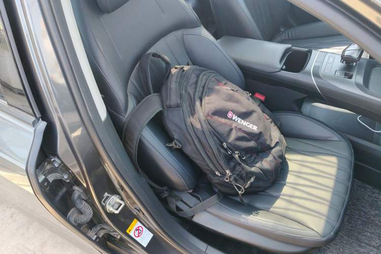 Used CHANGAN Eado DD 2023 Blue Whale NE 1.5T GDI DCT Navigation Model Right Front Seat