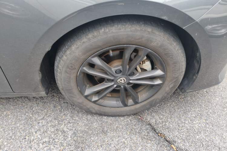 Used CHANGAN Eado DD 2023 Blue Whale NE 1.5T GDI DCT Luxury Edition Right Front Wheel Hub