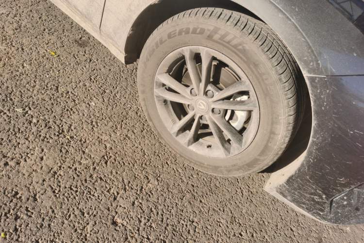 Used CHANGAN Eado DD 2023 Blue Whale NE 1.5T GDI DCT Luxury Edition Right Front Wheel Hub