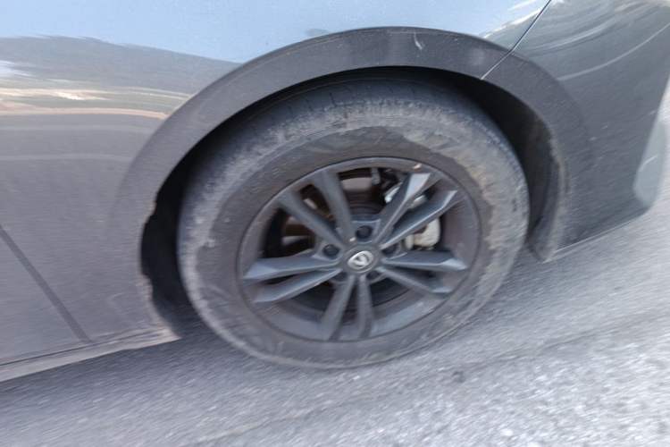Used CHANGAN Eado DD 2023 Blue Whale NE 1.5T GDI DCT Luxury Edition Right Front Wheel Hub