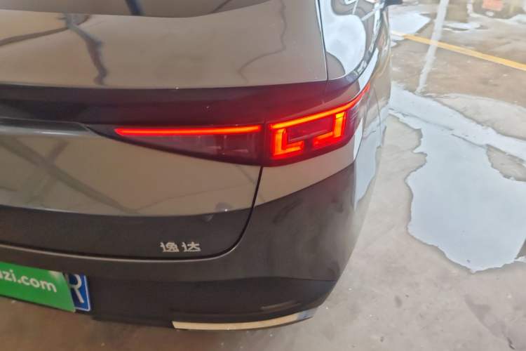 Used CHANGAN Eado DD 2023 Blue Whale NE 1.5T GDI DCT Navigation Model Right Rear Taillight