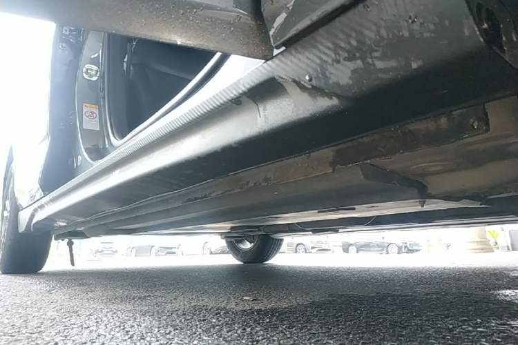 Used CHANGAN Eado DD 2023 Blue Whale NE 1.5T GDI DCT Luxury Edition Right Side Sill