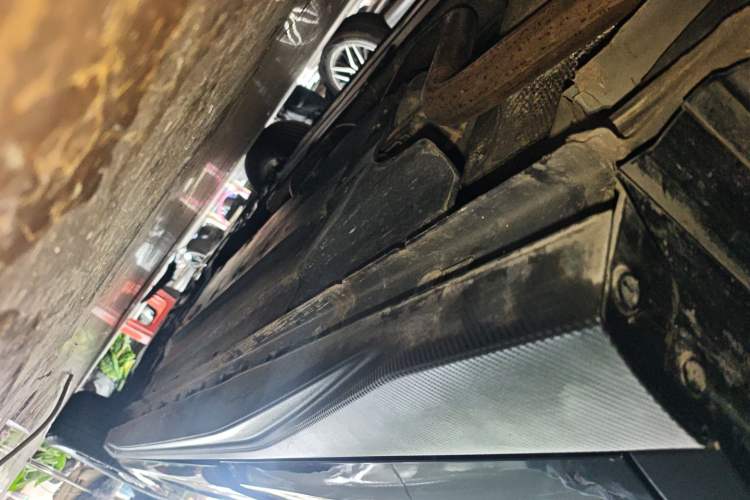 Used CHANGAN Eado DD 2023 Blue Whale NE 1.5T GDI DCT Luxury Edition Right Side Sill