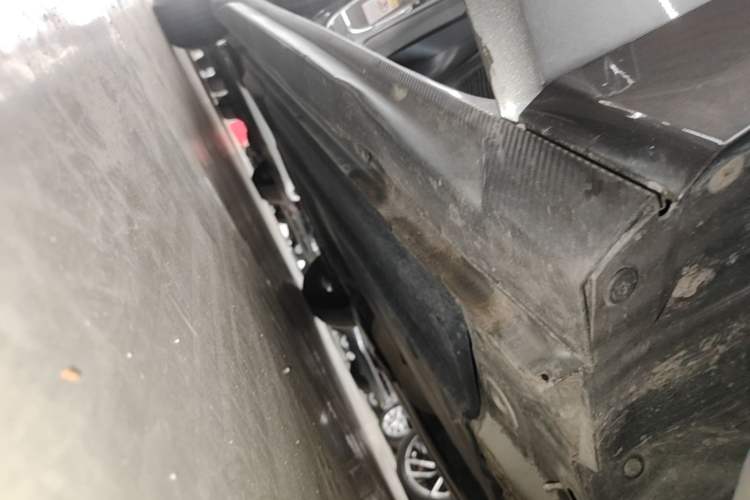 Used CHANGAN Eado DD 2023 Blue Whale NE 1.5T GDI DCT Luxury Edition Right Side Sill